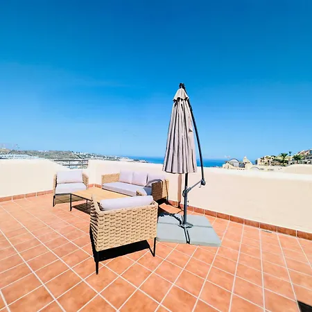 Tranquil Rooftop Oasis Dream Apartamento *